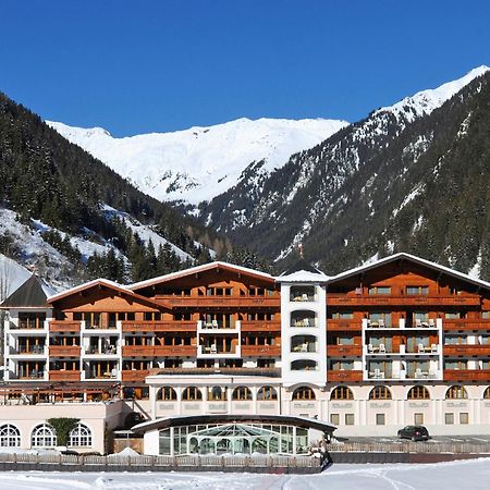 Wellness & Relax Hotel Milderer Hof Neustift im Stubaital Exteriör bild