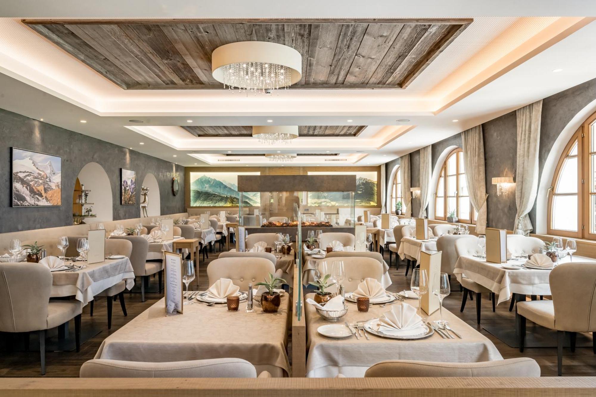 Wellness & Relax Hotel Milderer Hof Neustift im Stubaital Exteriör bild