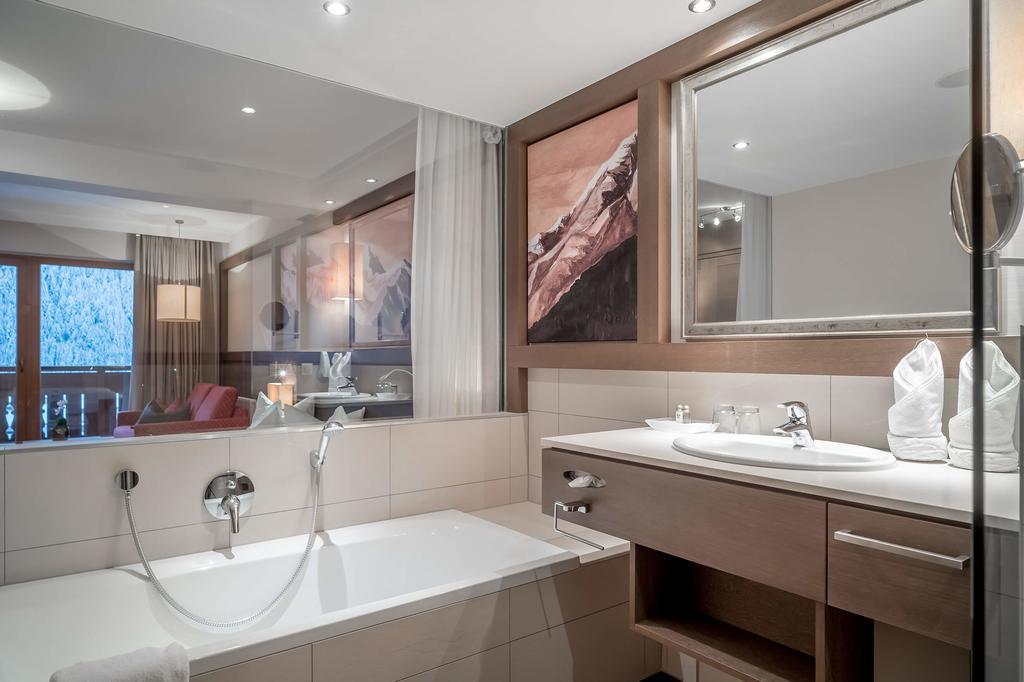 Wellness & Relax Hotel Milderer Hof Neustift im Stubaital Exteriör bild