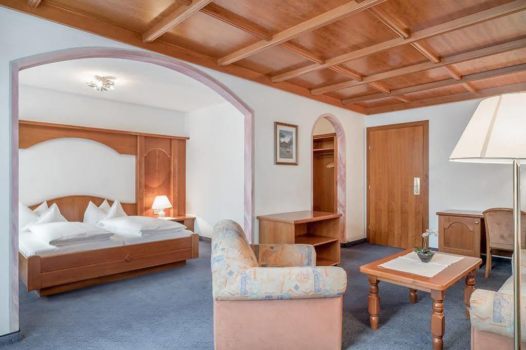 Wellness & Relax Hotel Milderer Hof Neustift im Stubaital Exteriör bild