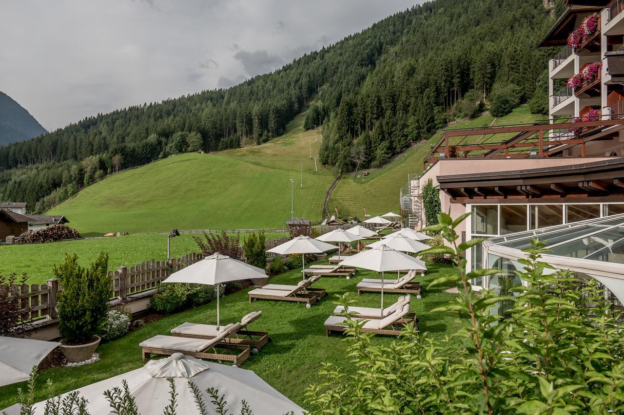 Wellness & Relax Hotel Milderer Hof Neustift im Stubaital Exteriör bild